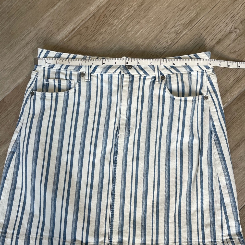 LOFT Blue and White Striped Denim Mini Skirt - Picture 3 of 7